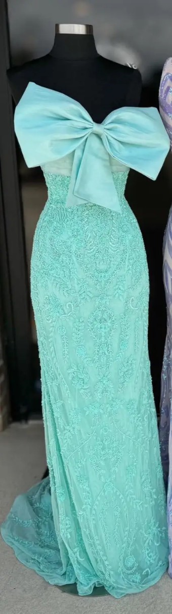 Ashley Lauren Style #11584 #0 thumbnail